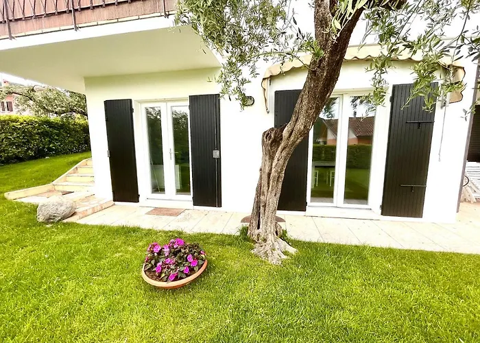 Guest Martilla Luxury&garden * Garda (Verona)