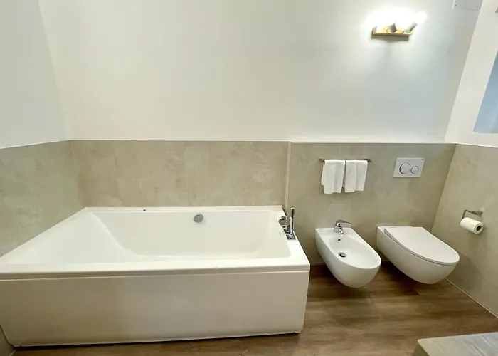 Guest Martilla Luxury&garden * Garda (Verona)