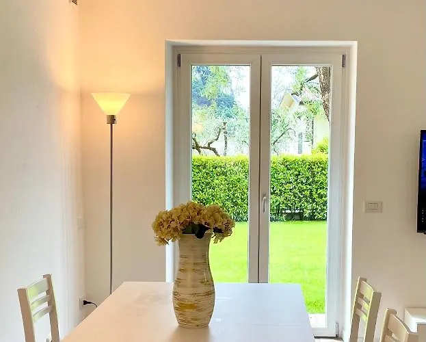 Guest Martilla Luxury&garden Lägenhet *