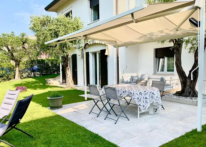 Lägenhet Guest Martilla Luxury&garden Garda (Verona)